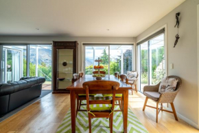 Views, Space, Comfort, The Perfect Holiday Treat